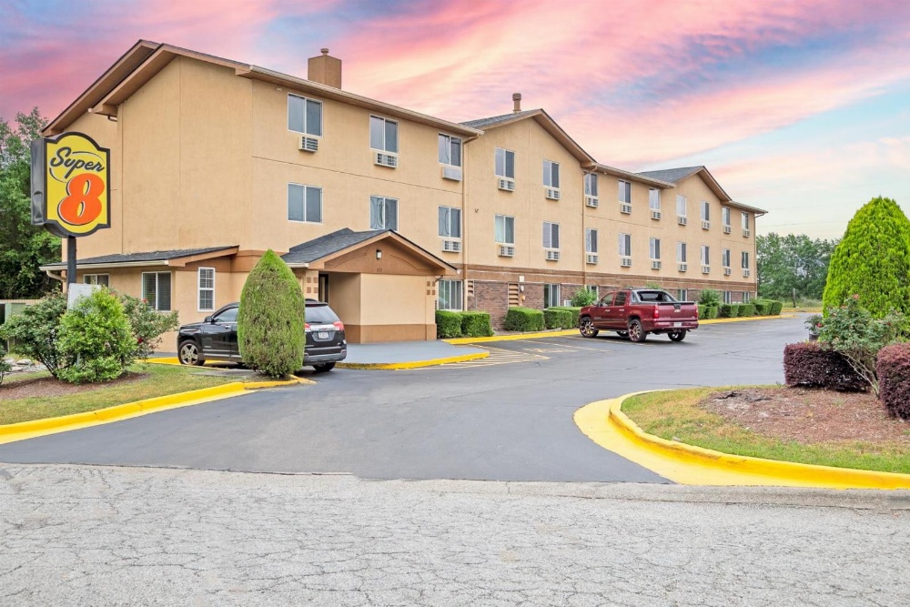 Super 8 by Wyndham Augusta/Ft Eisenhower Area Main image